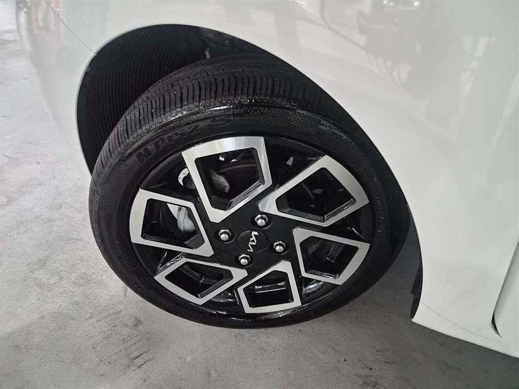 Kia RAY — photo 20