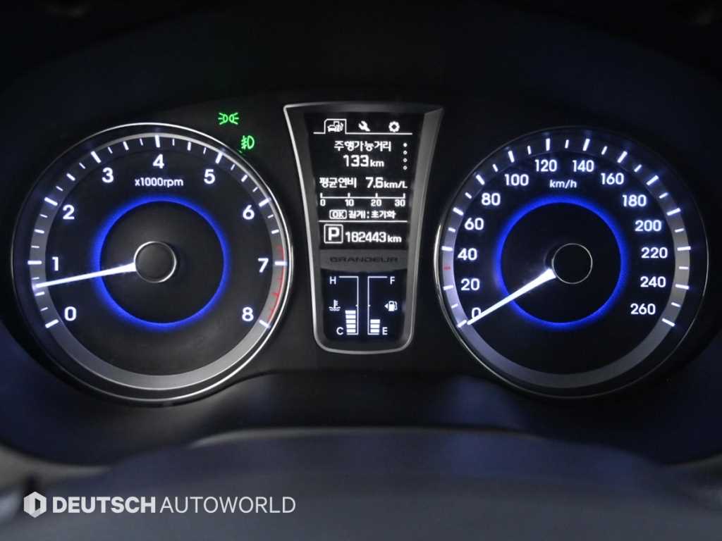 Hyundai Grandeur — photo 08