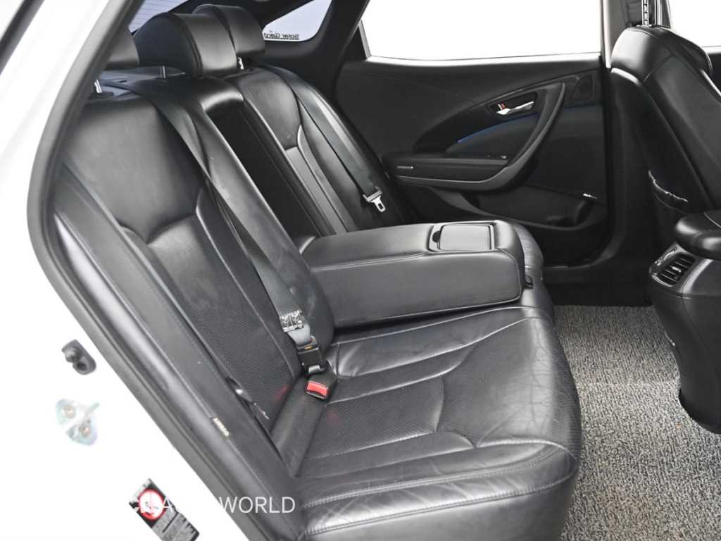 Hyundai Grandeur — photo 12
