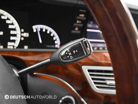 Mercedes-Benz S-Class — photo 09