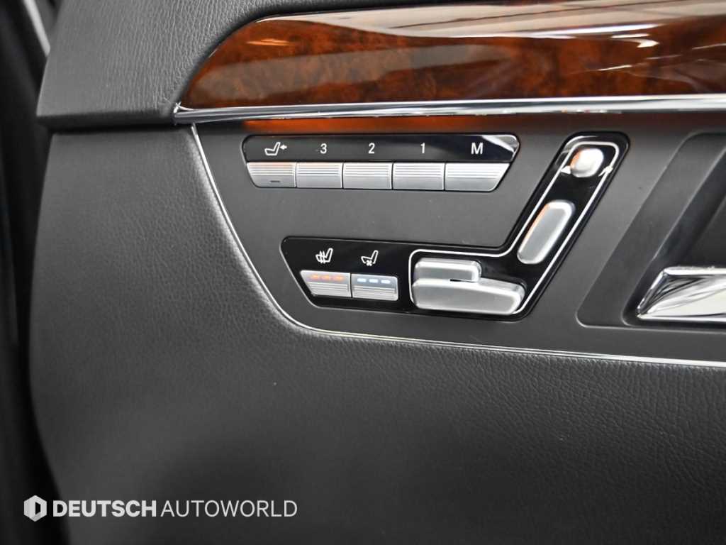 Mercedes-Benz S-Class — photo 16