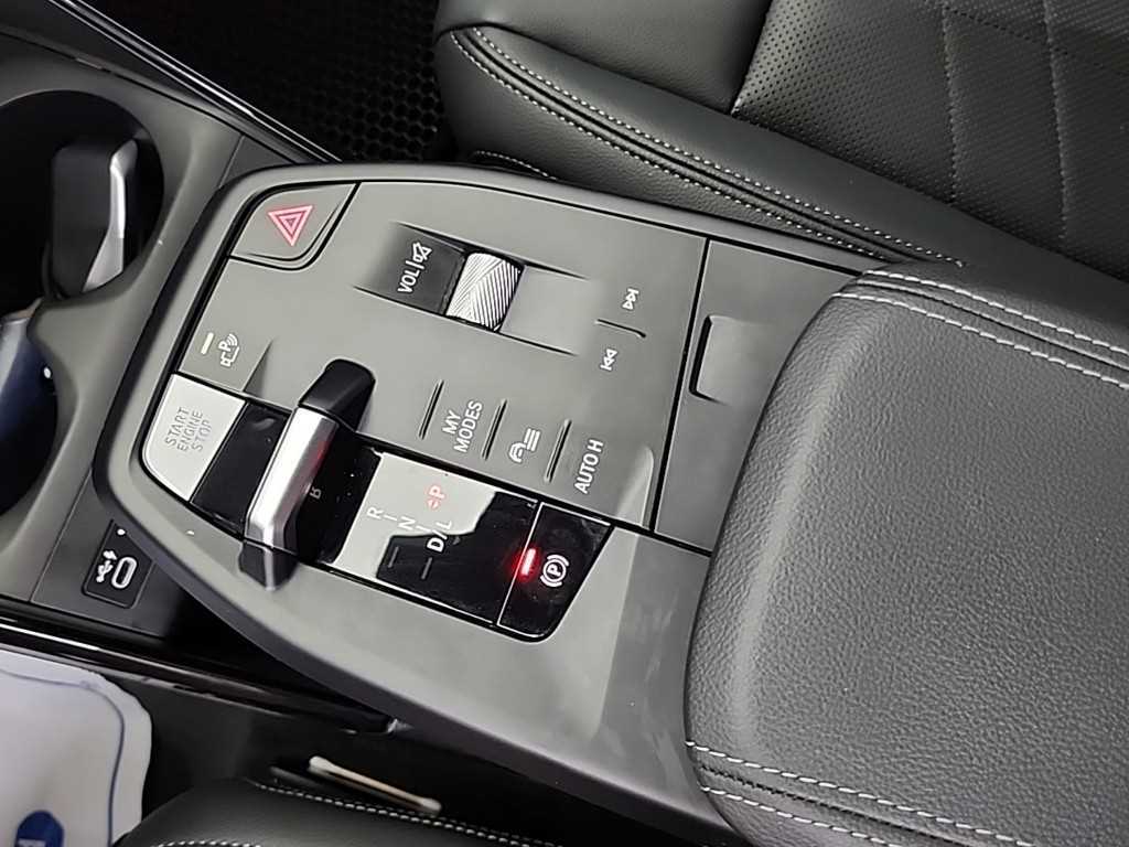 BMW 2-Series — photo 08