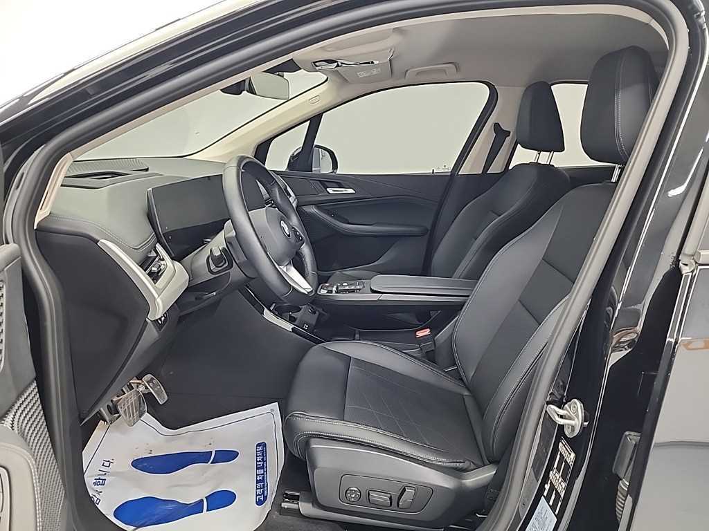 BMW 2-Series — photo 11