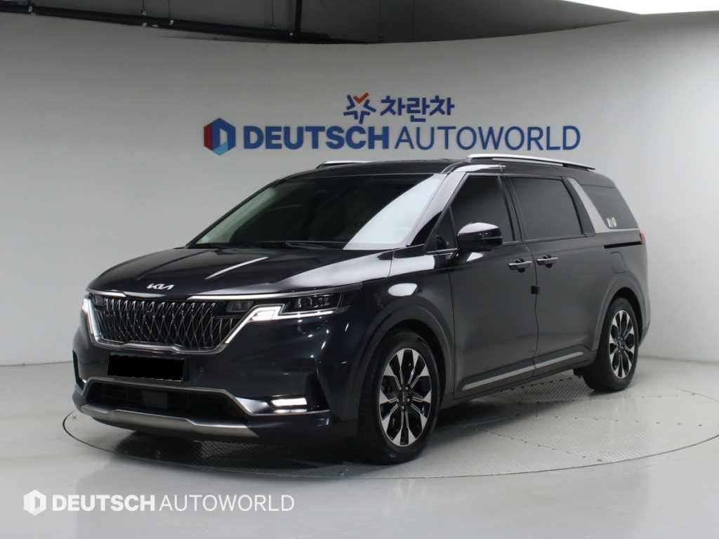 Kia Carnival — photo 01