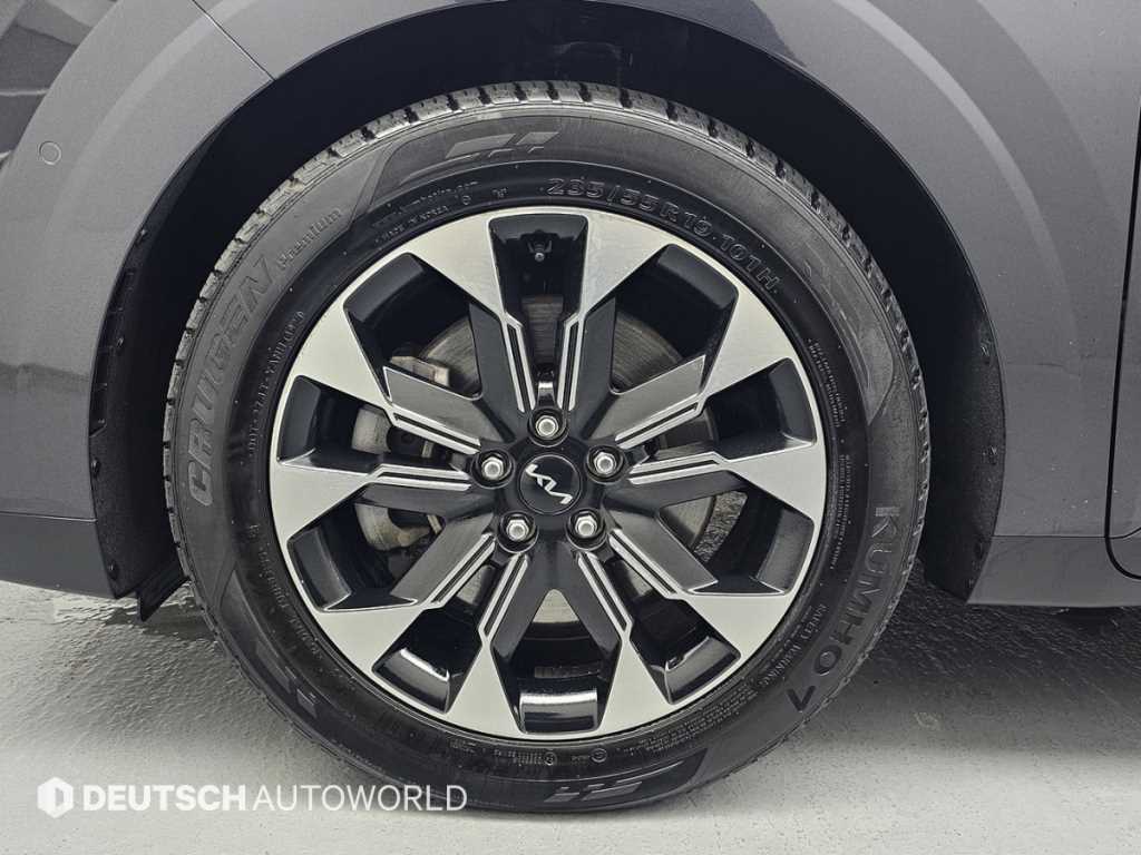 Kia Carnival — photo 05