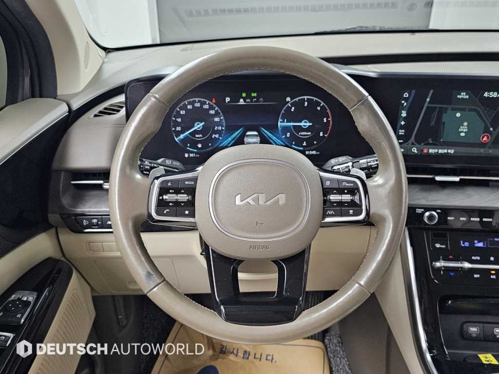 Kia Carnival — photo 13