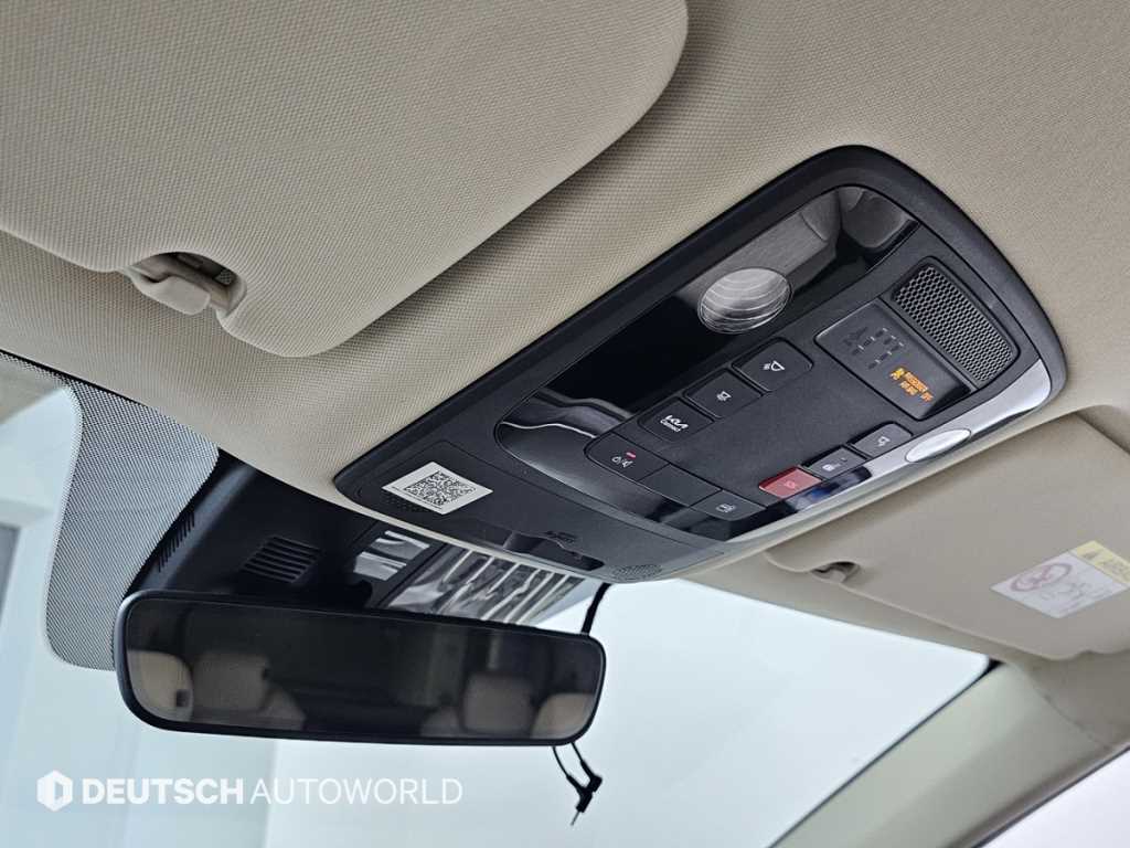 Kia Carnival — photo 18