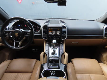 Porsche Cayenne — photo 08