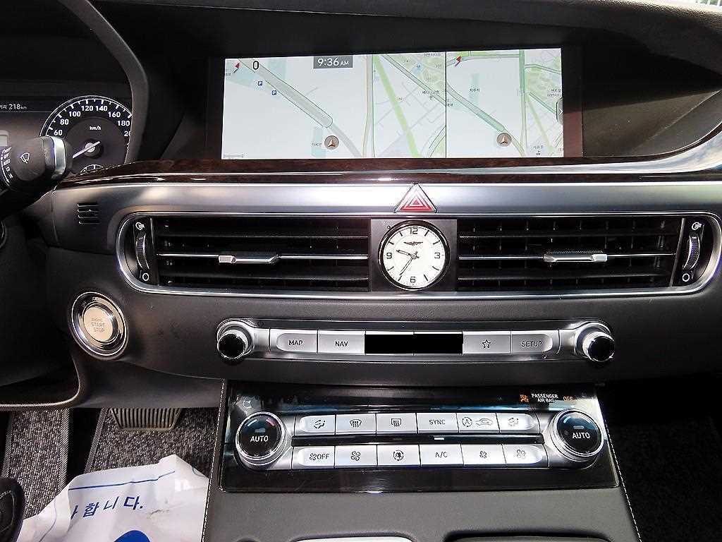 Genesis G90 — photo 14