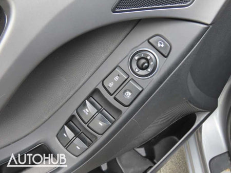 Hyundai Avante — photo 13