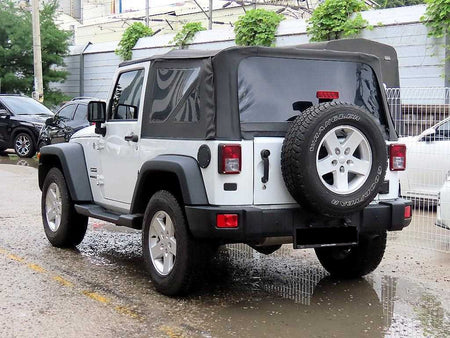 Jeep Wrangler — photo 03