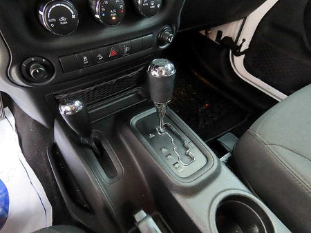 Jeep Wrangler — photo 09