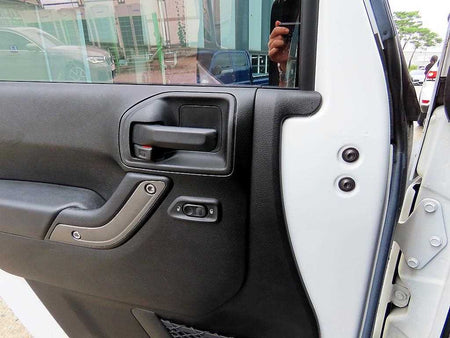 Jeep Wrangler — photo 10
