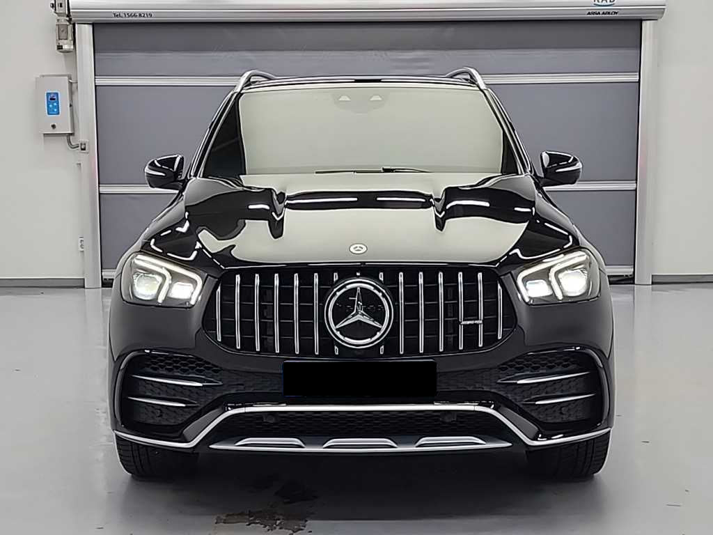 Mercedes-Benz GLE-Class — photo 02