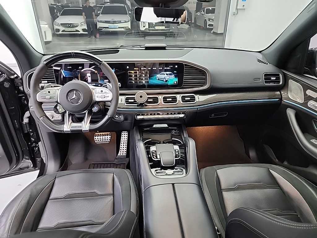 Mercedes-Benz GLE-Class — photo 07