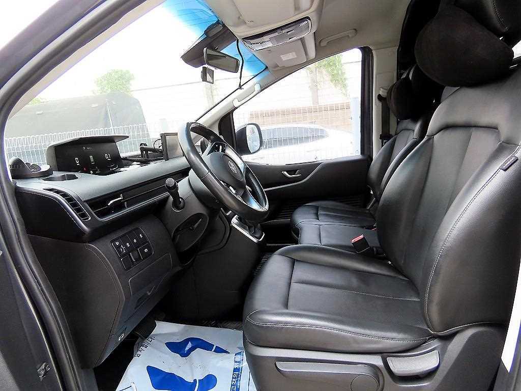 Hyundai Staria — photo 05