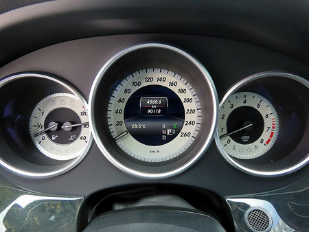 Mercedes-Benz CLS-Class — photo 09