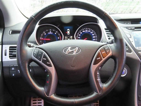 Hyundai Avante — photo 09