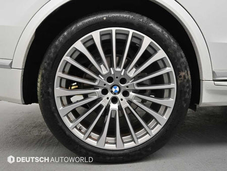 BMW X7 — photo 05