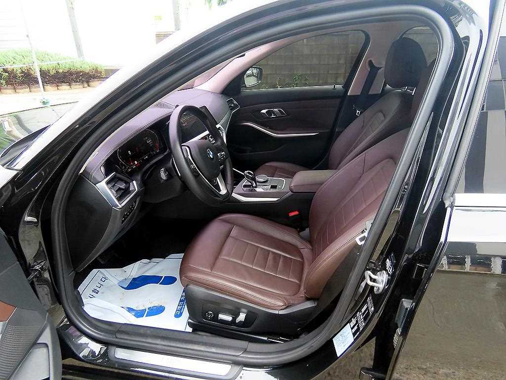 BMW 3-Series — photo 05
