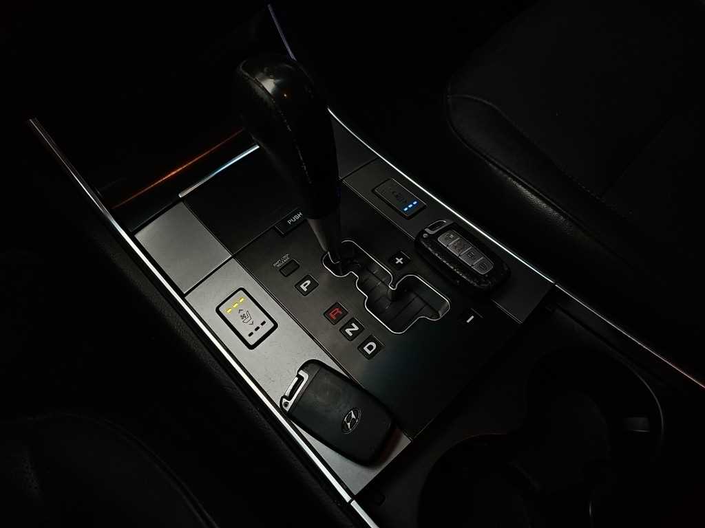 Hyundai Veracruz — photo 08