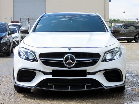 Mercedes-Benz E-Class — photo 01