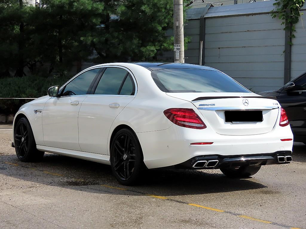 Mercedes-Benz E-Class — photo 03