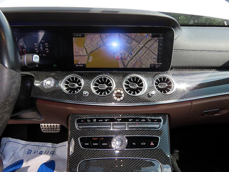 Mercedes-Benz E-Class — photo 13
