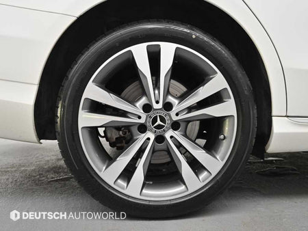 Mercedes-Benz C-Class — photo 05