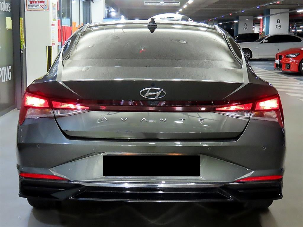 Hyundai Avante — photo 05