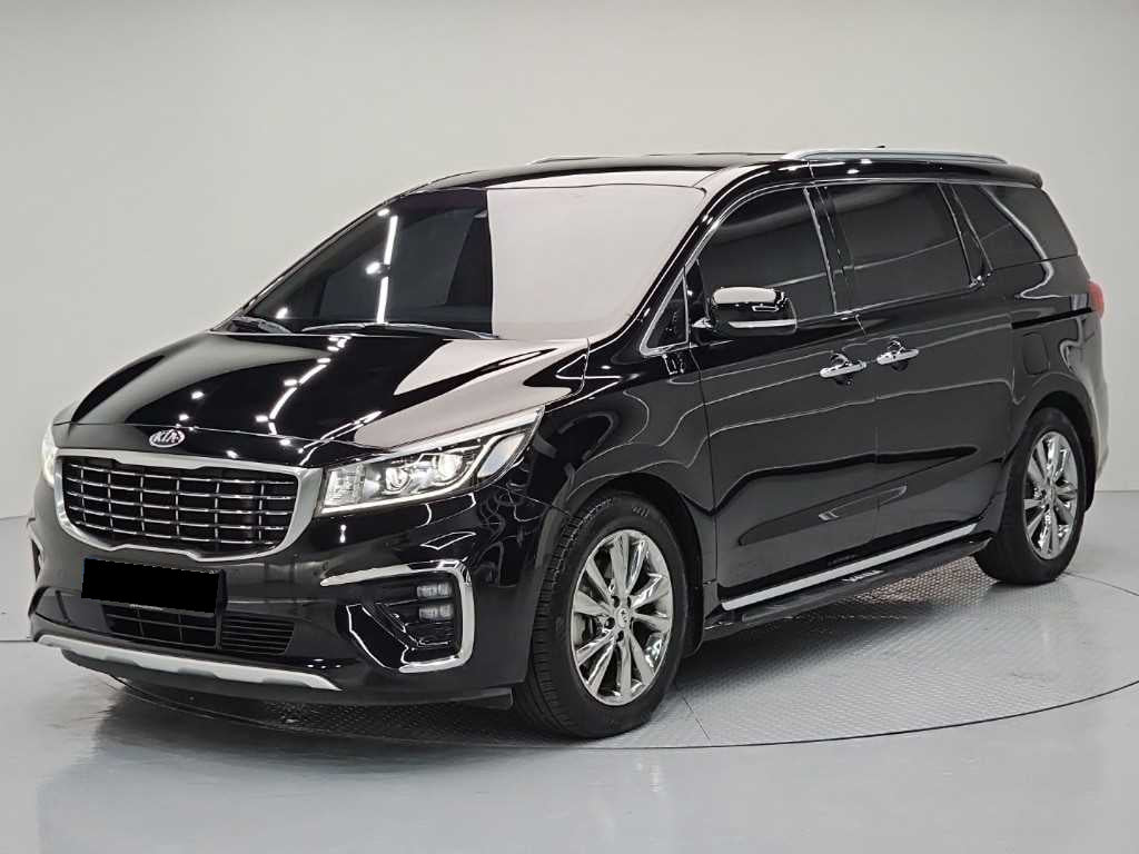 Kia Carnival — photo 01