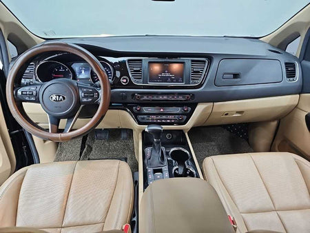 Kia Carnival — photo 07
