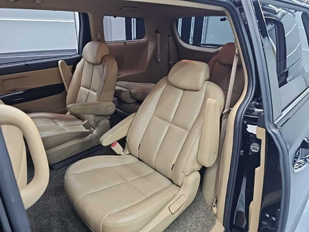 Kia Carnival — photo 12