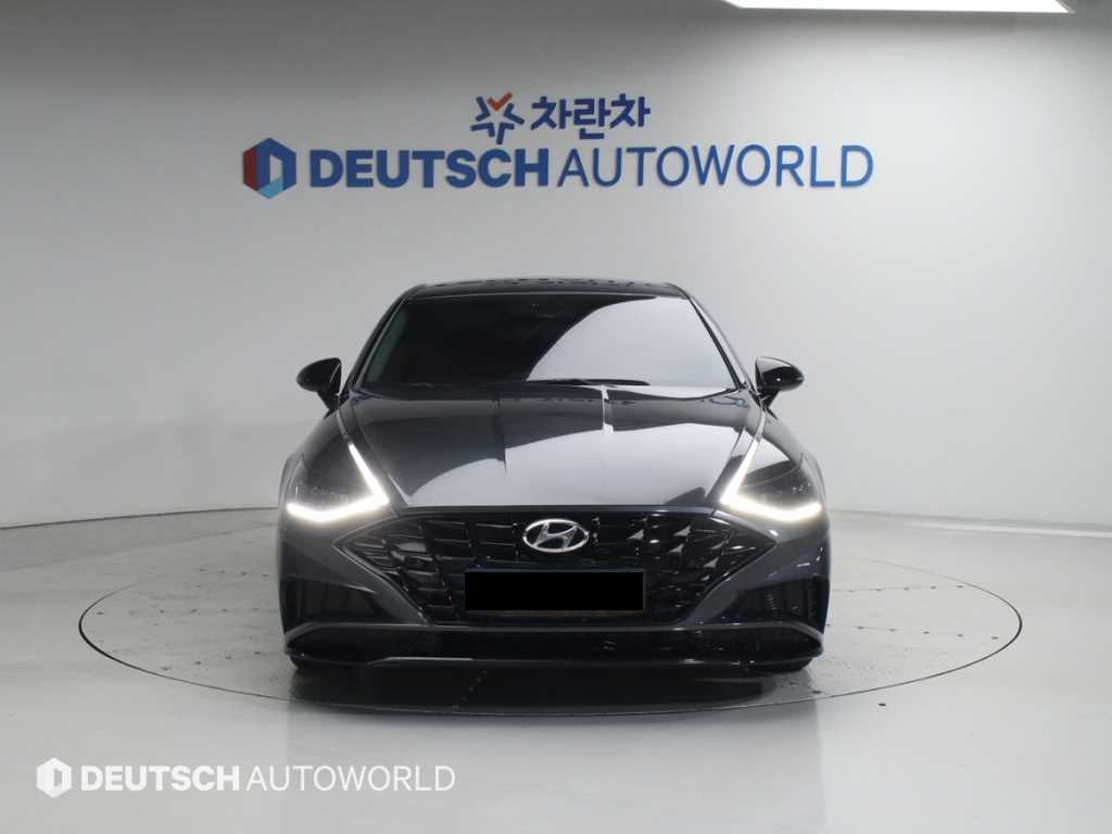 Hyundai Sonata — photo 03