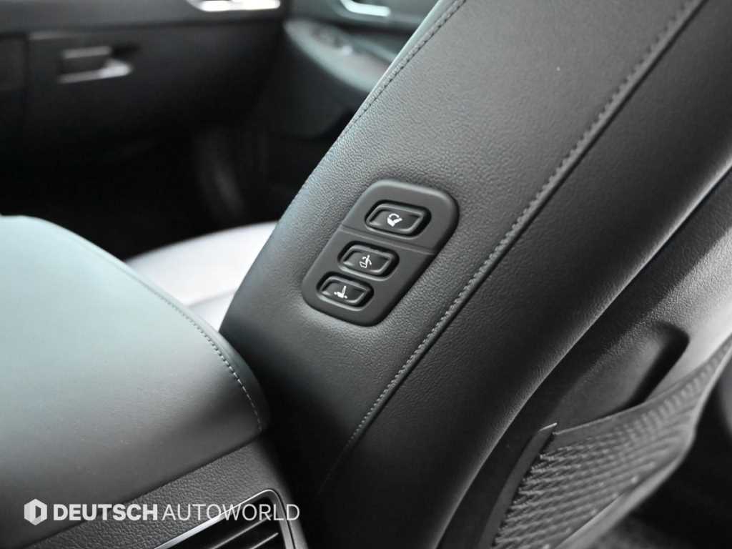 Hyundai Sonata — photo 16