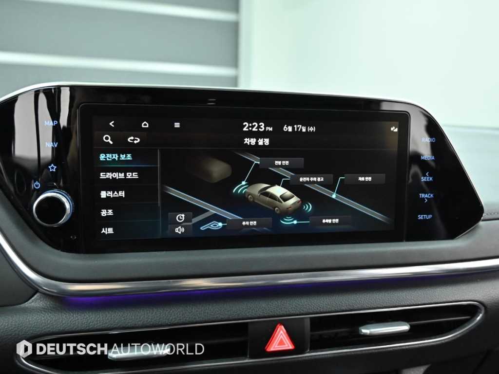 Hyundai Sonata — photo 17
