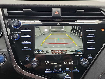 Toyota Camry — photo 15