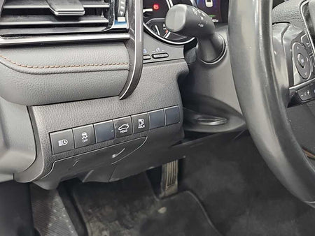 Toyota Camry — photo 17