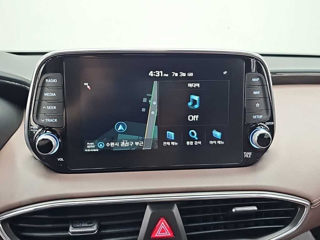 Hyundai Santafe — photo 16