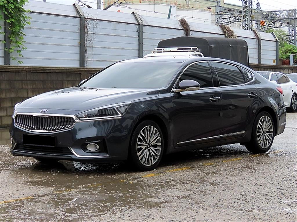 Kia K7 — photo 02