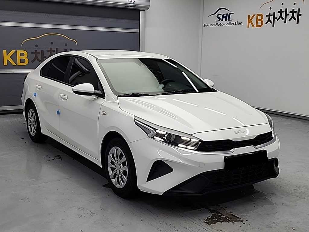 Kia K3 — photo 04