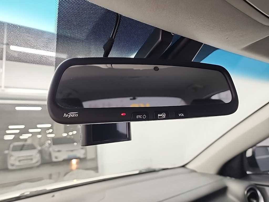 Kia K3 — photo 12