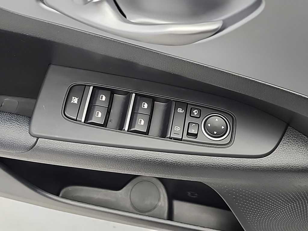 Kia K3 — photo 15
