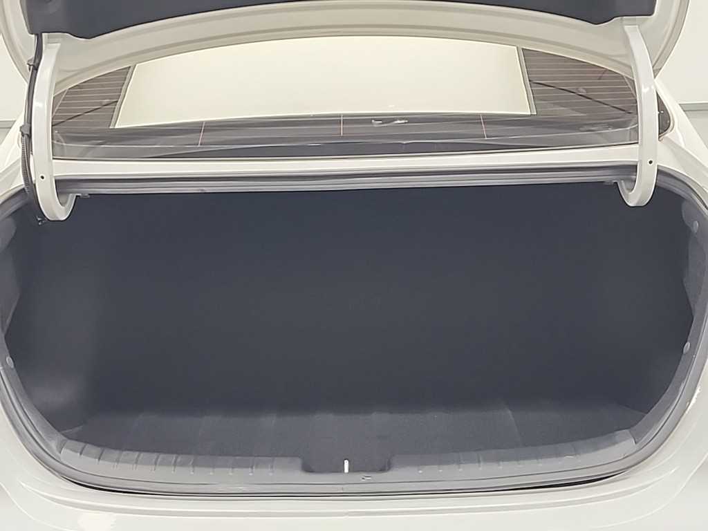 Kia K3 — photo 16