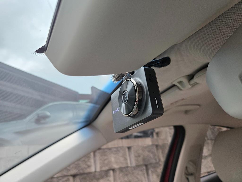 Genesis G70 — photo 15