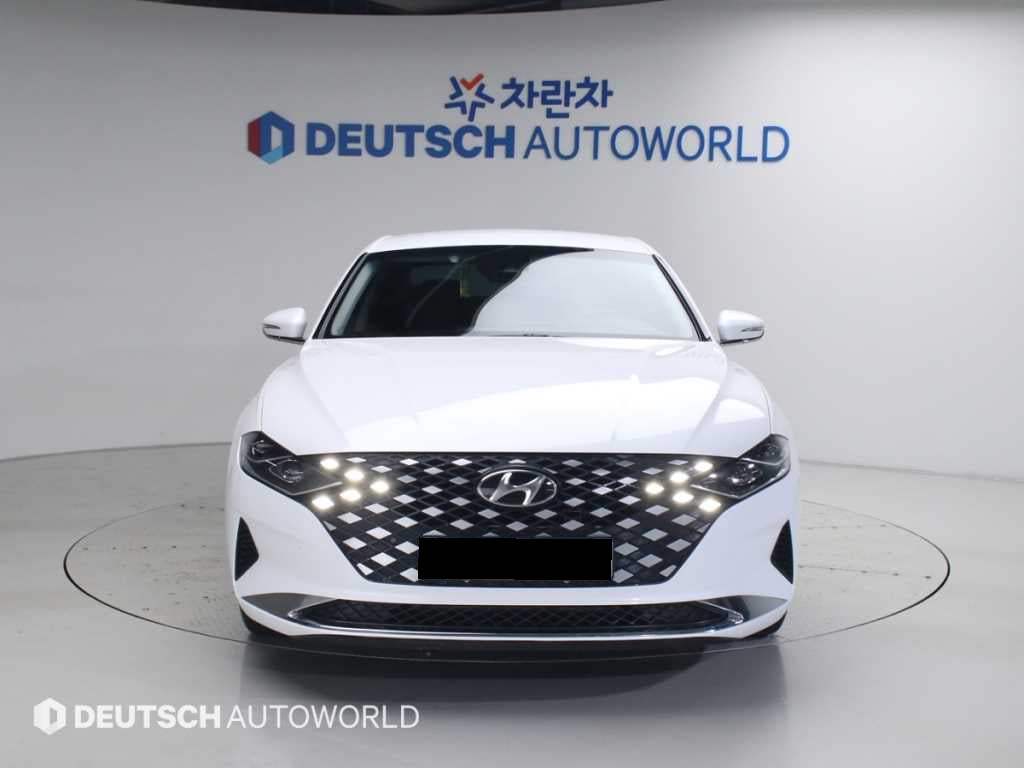 Hyundai Grandeur — photo 03