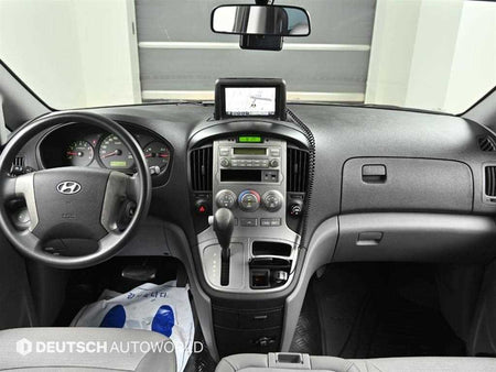 Hyundai Starex — photo 07