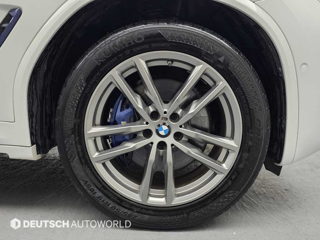 BMW X4 — photo 05