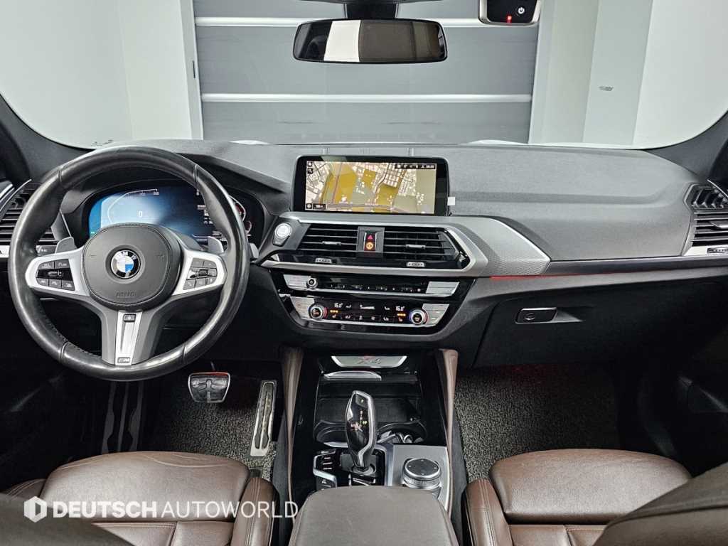BMW X4 — photo 07