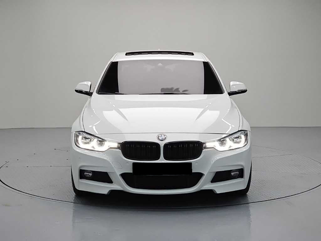 BMW 3-Series — photo 02